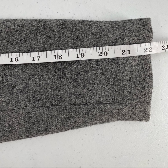 Talbots Gray Wool Blend 3 Button Classic Neutral Minimalist Pockets Blazer - Picture 13 of 14